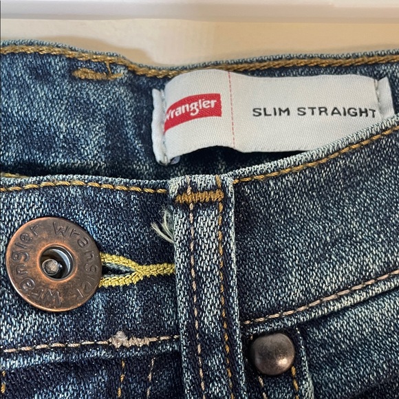 Wrangler Men's Slim Straight Jeans. 28 x 30. NWT. - Picture 4 of 10